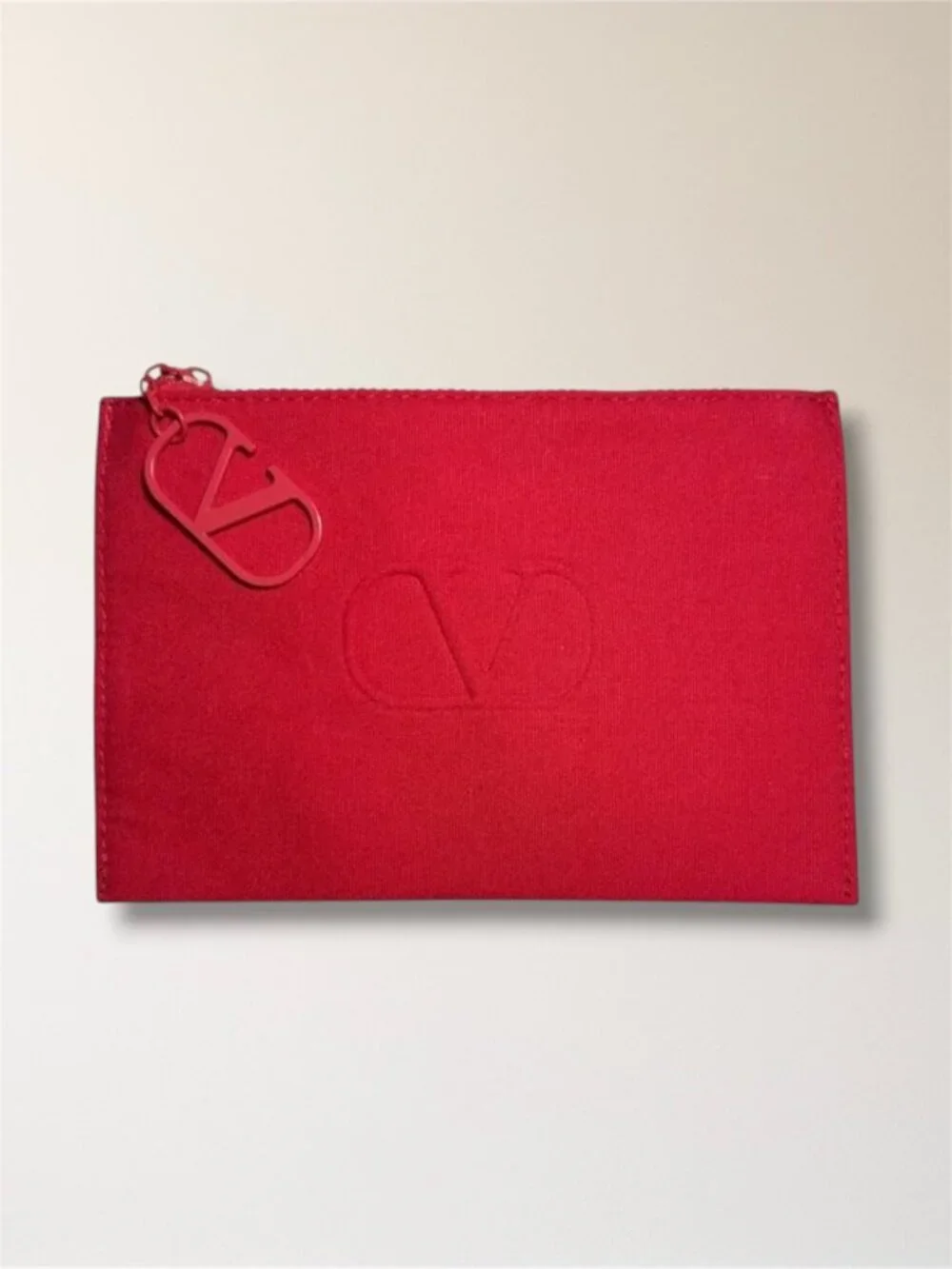 New VALENTINO V Logo Red Zipper Cosmetic Pouch‎ Bag Makeup Cotton Resort Travel